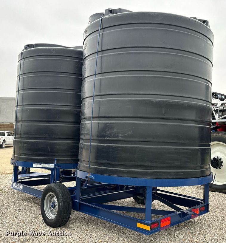 image for item EH7365 Duo-Lift  DC6050 double cone nurse tank trailer