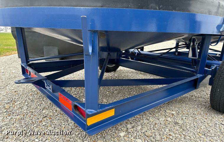 image for item EH7365 Duo-Lift  DC6050 double cone nurse tank trailer