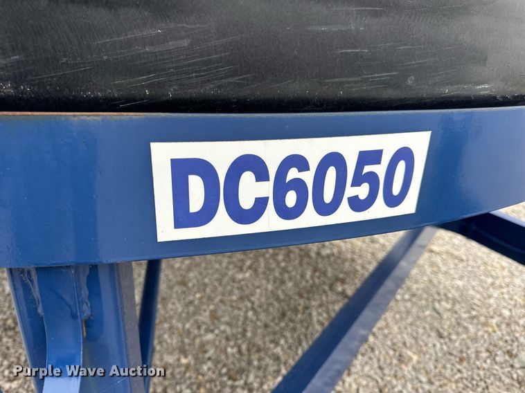 image for item EH7365 Duo-Lift  DC6050 double cone nurse tank trailer