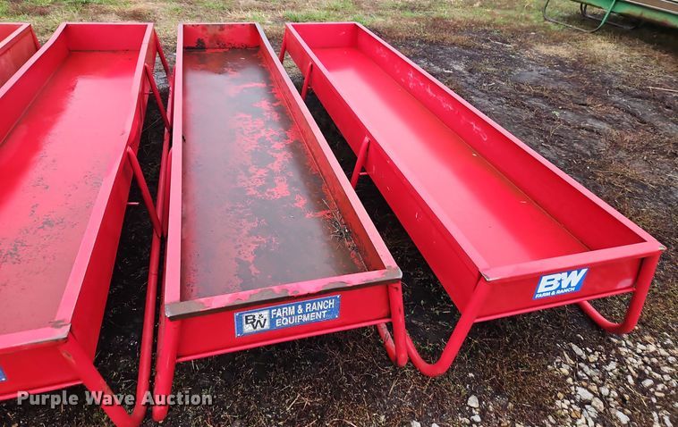 image for item EI8546 (9) B&W feed bunks