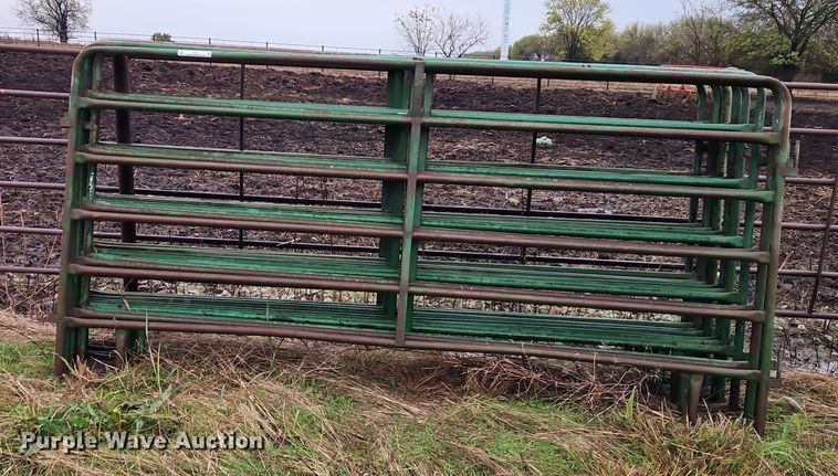 image for item EI8549 (10) livestock panels
