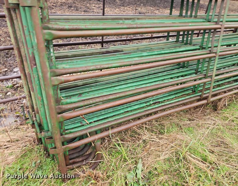 image for item EI8549 (10) livestock panels