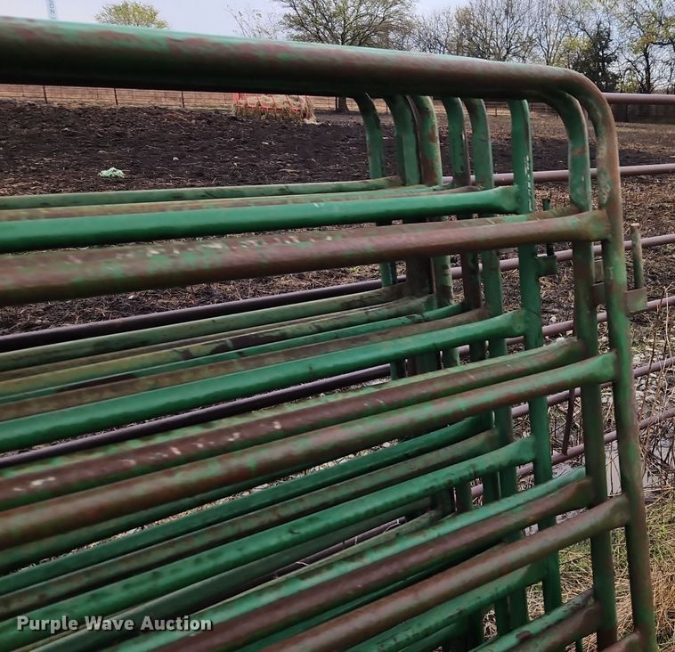 image for item EI8549 (10) livestock panels