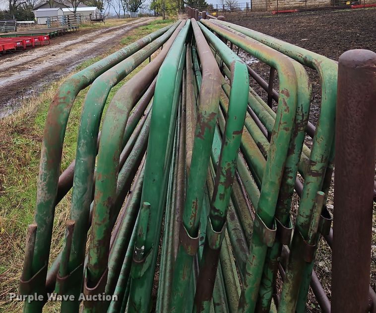 image for item EI8549 (10) livestock panels