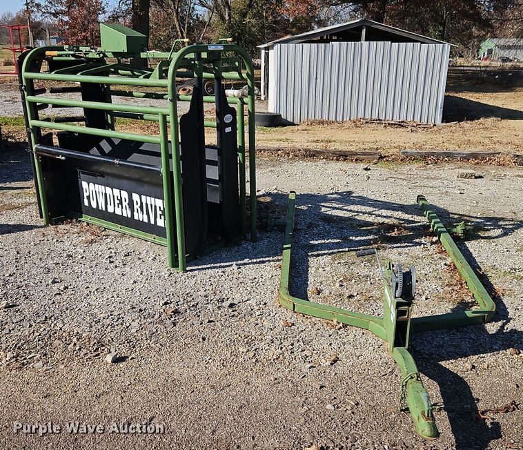 image for item EI8633 Powder River livestock chute