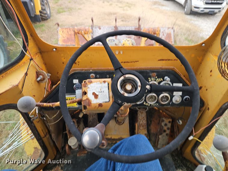 image for item EI8634 1973 Fiat Allis 645 Series B wheel loader