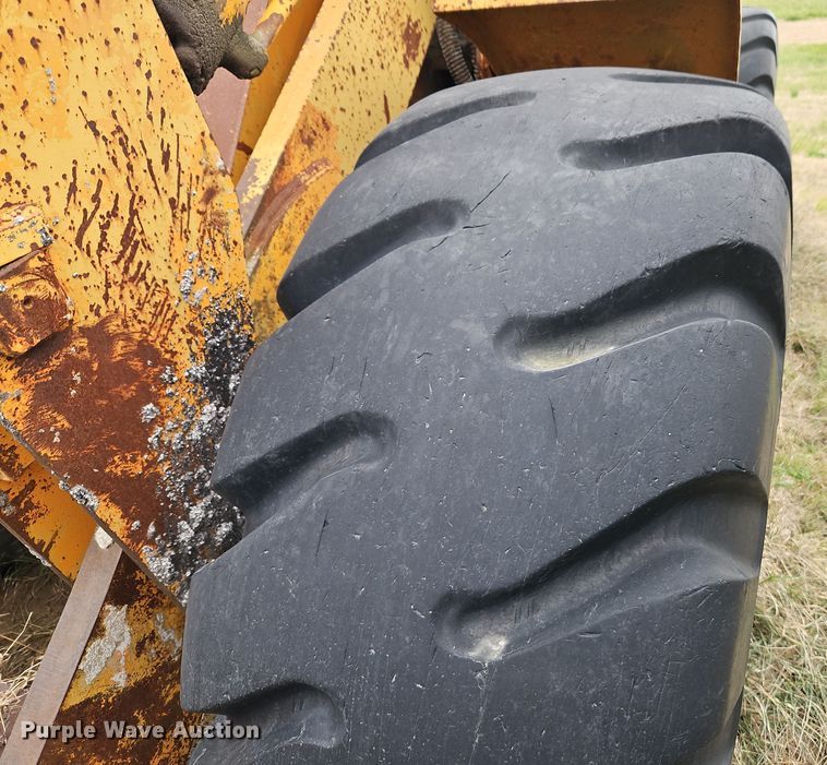 image for item EI8634 1973 Fiat Allis 645 Series B wheel loader