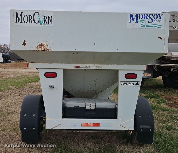 image for item EI8635 Parker 1555 seed tender