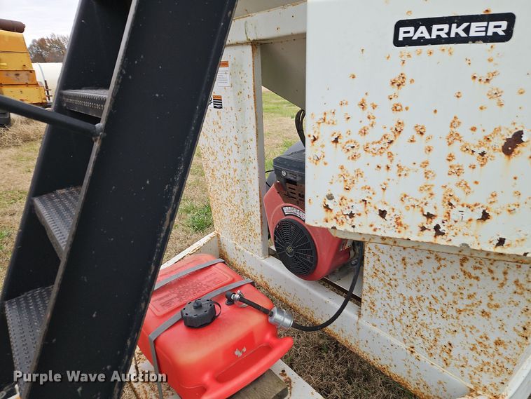 image for item EI8635 Parker 1555 seed tender