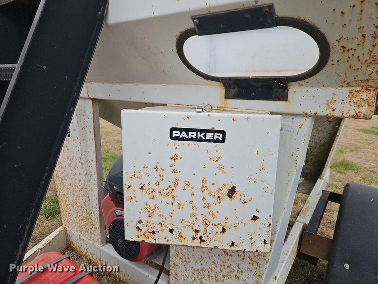 image for item EI8635 Parker 1555 seed tender