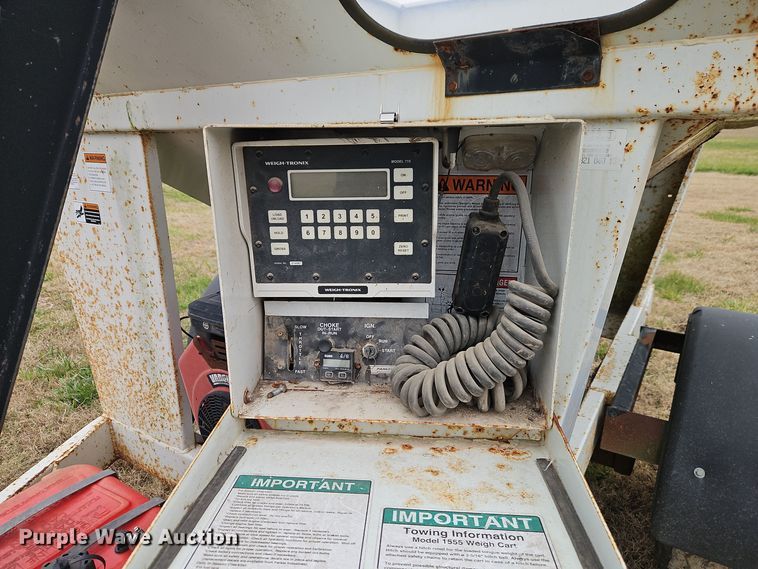 image for item EI8635 Parker 1555 seed tender