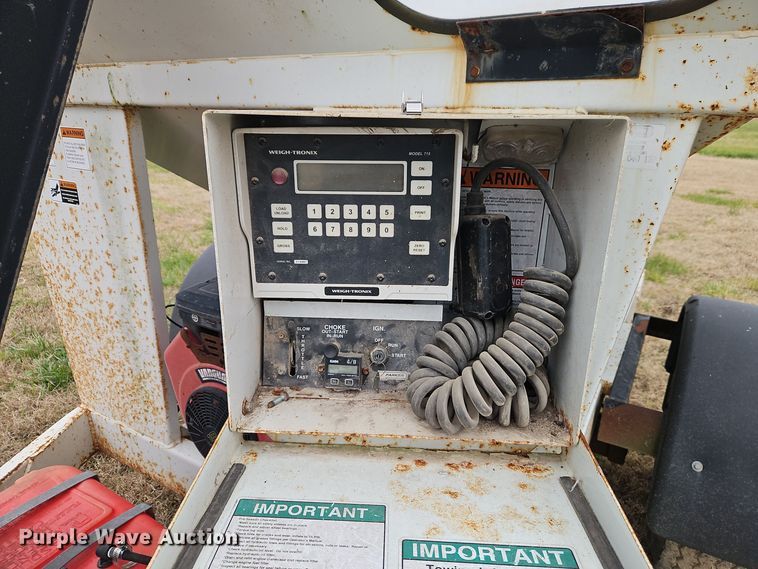 image for item EI8635 Parker 1555 seed tender