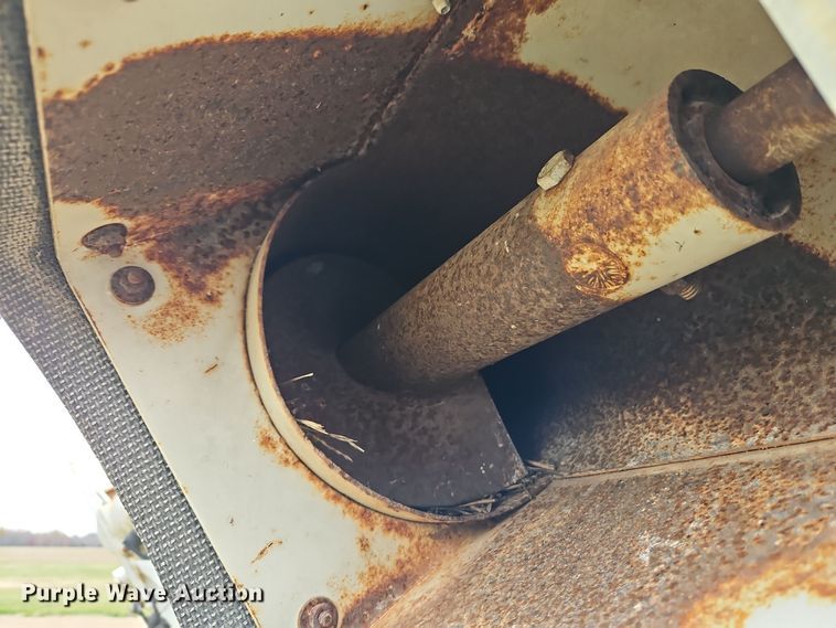 image for item EI8635 Parker 1555 seed tender