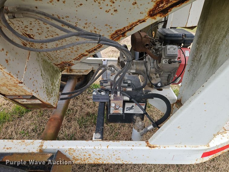 image for item EI8635 Parker 1555 seed tender