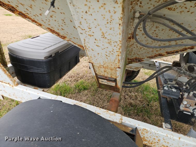 image for item EI8635 Parker 1555 seed tender