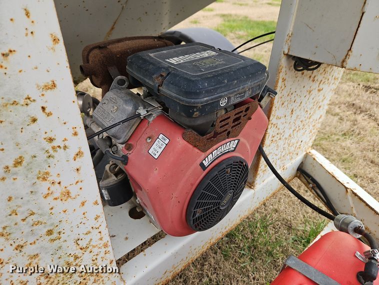 image for item EI8635 Parker 1555 seed tender