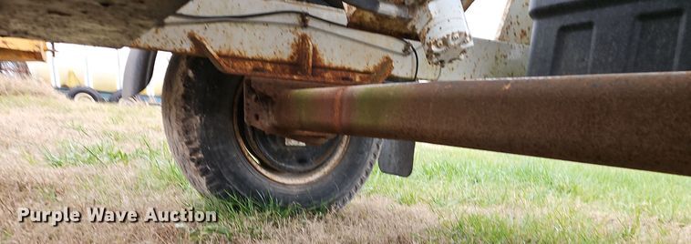 image for item EI8635 Parker 1555 seed tender