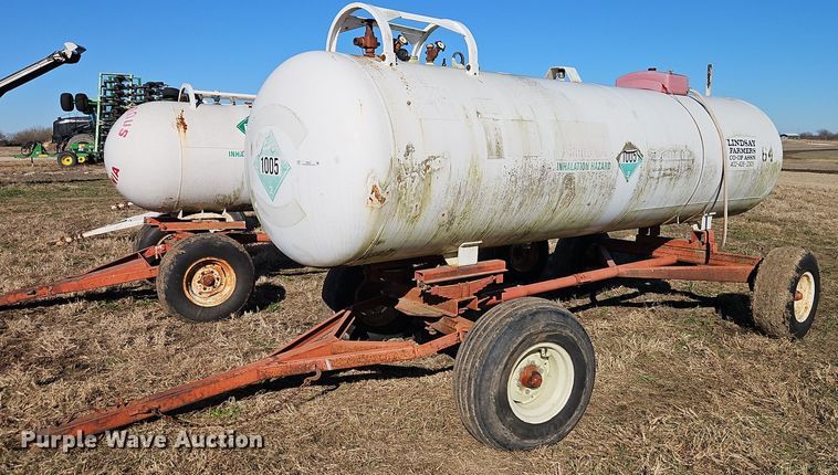 image for item EI8640 NH3 tank trailer