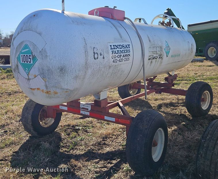 image for item EI8640 NH3 tank trailer