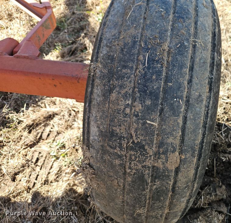 image for item EI8640 NH3 tank trailer