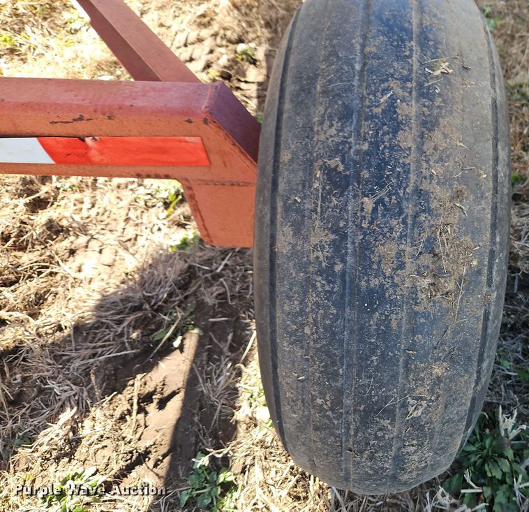 image for item EI8640 NH3 tank trailer