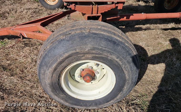 image for item EI8640 NH3 tank trailer