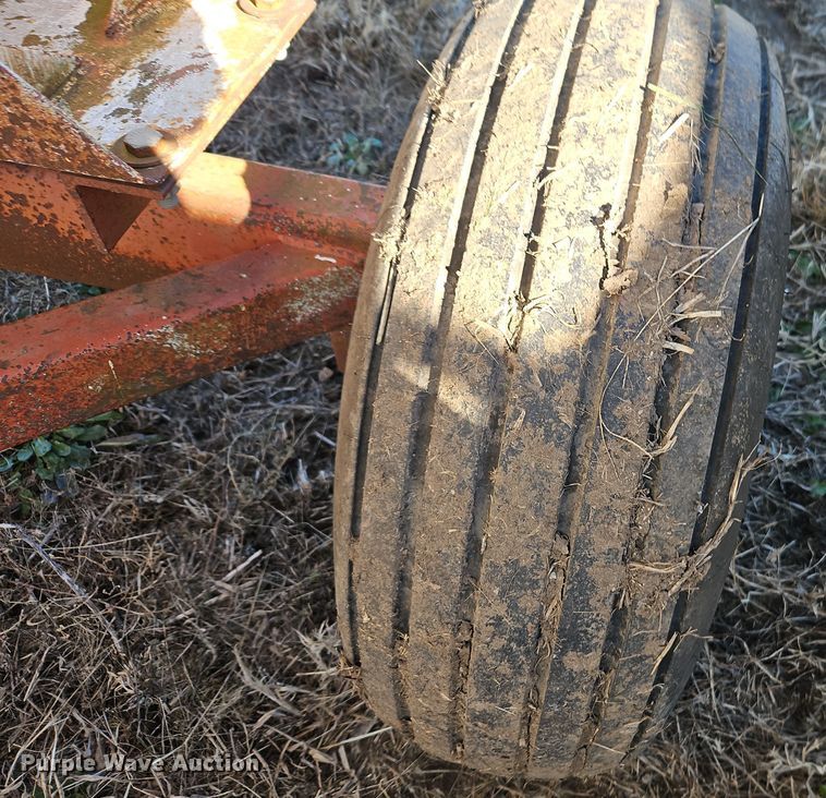 image for item EI8641  NH3 tank trailer