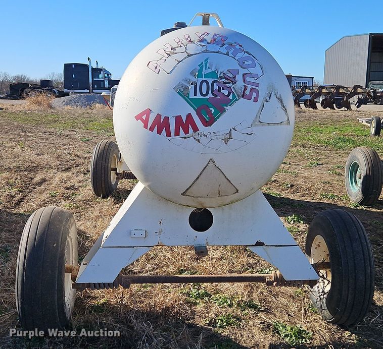 image for item EI8643 NH3 tank trailer