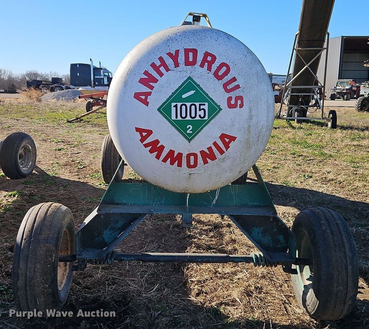 image for item EI8644 NH3 tank trailer