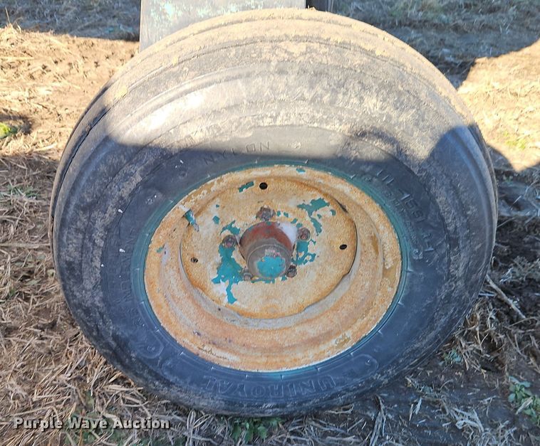 image for item EI8644 NH3 tank trailer