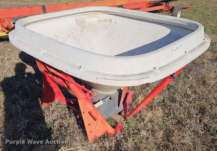 image for item EI8646 Vicon PS 603-753 spreader