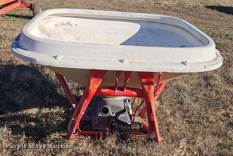 image for item EI8646 Vicon PS 603-753 spreader