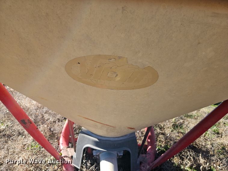 image for item EI8646 Vicon PS 603-753 spreader