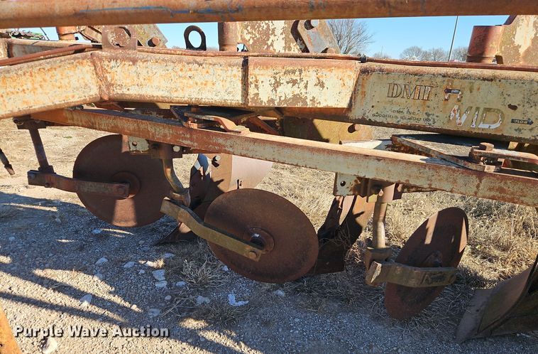 image for item EI8647 DMI Hydra Wid five bottom plow