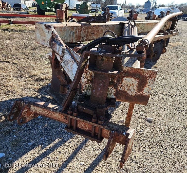 image for item EI8647 DMI Hydra Wid five bottom plow