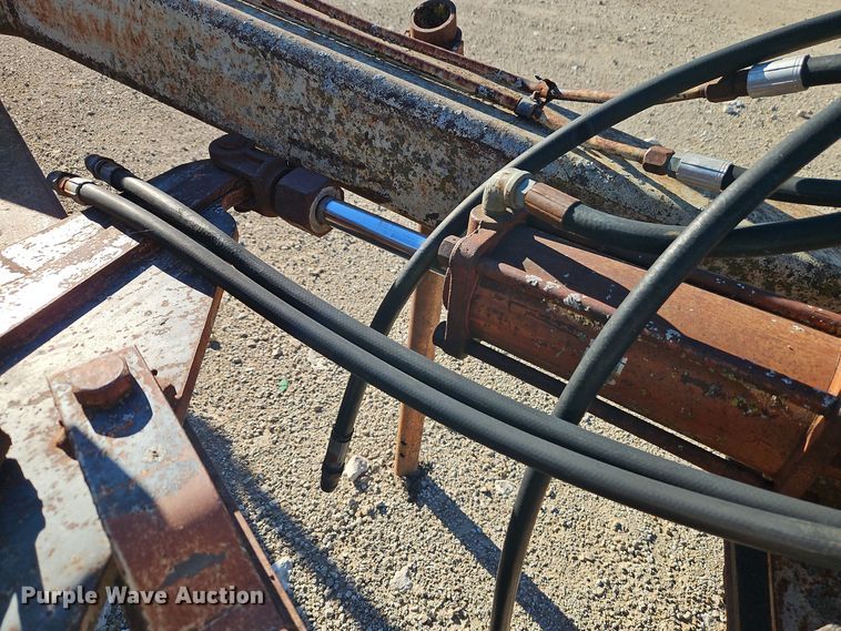 image for item EI8647 DMI Hydra Wid five bottom plow