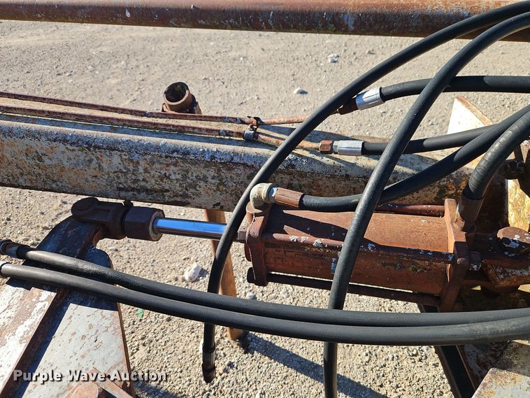 image for item EI8647 DMI Hydra Wid five bottom plow