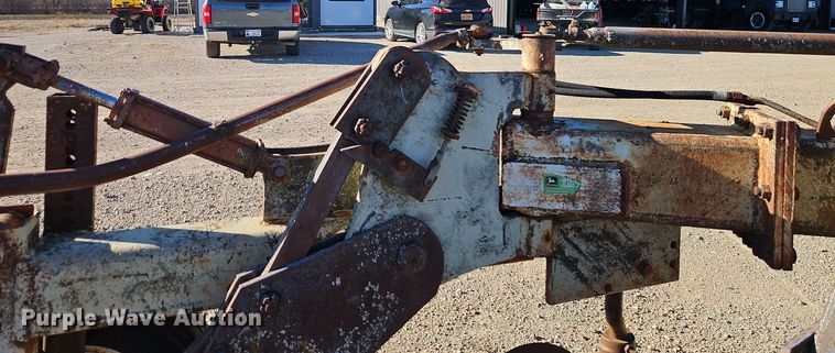 image for item EI8647 DMI Hydra Wid five bottom plow