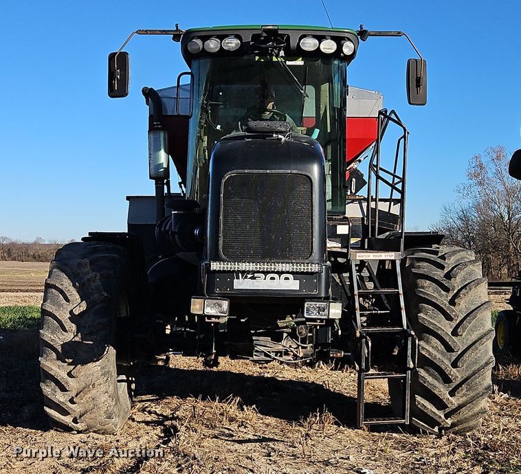 image for item EI8651 Vector V300 spreader