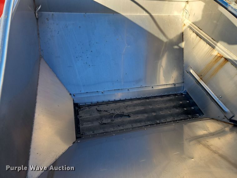 image for item EI8651 Vector V300 spreader