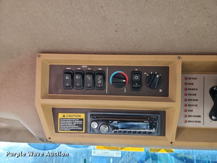 image for item EI8651 Vector V300 spreader