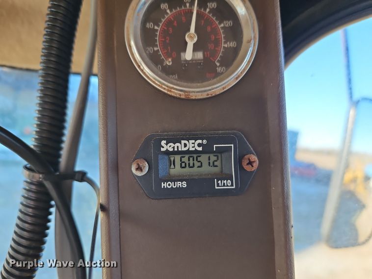 image for item EI8651 Vector V300 spreader