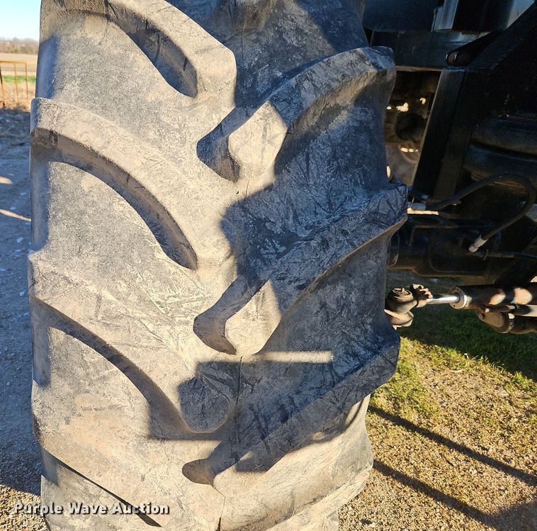 image for item EI8651 Vector V300 spreader