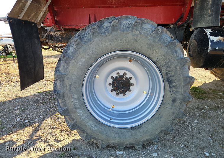 image for item EI8651 Vector V300 spreader