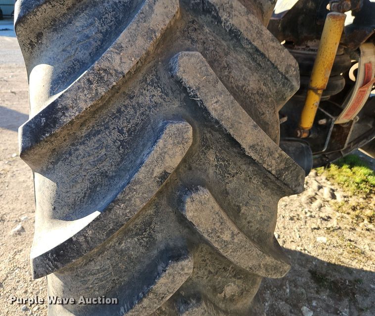 image for item EI8651 Vector V300 spreader