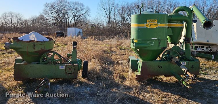 image for item EI8652 (2) Walinga Agri-Vac 614 Deluxe grain vacuums