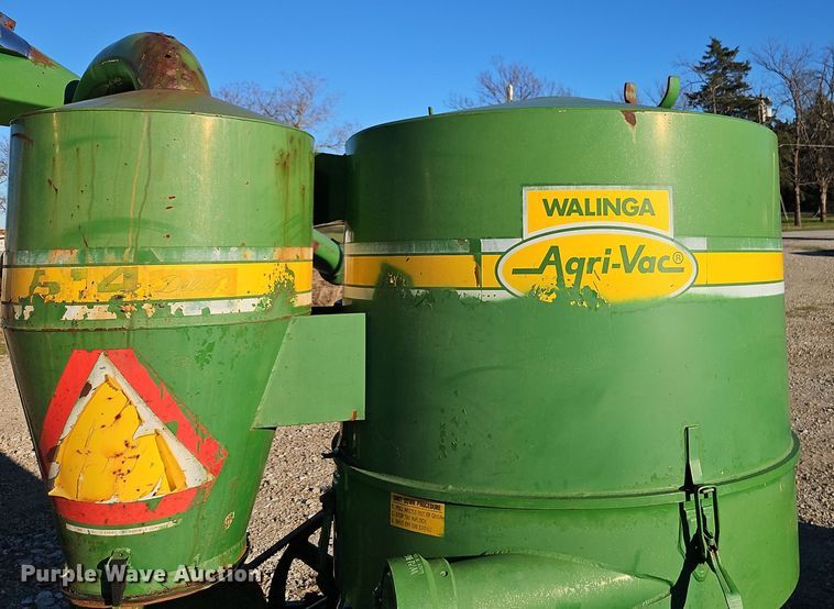 image for item EI8652 (2) Walinga Agri-Vac 614 Deluxe grain vacuums