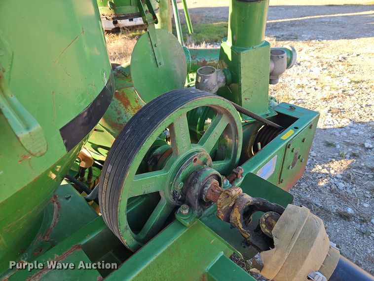 image for item EI8652 (2) Walinga Agri-Vac 614 Deluxe grain vacuums