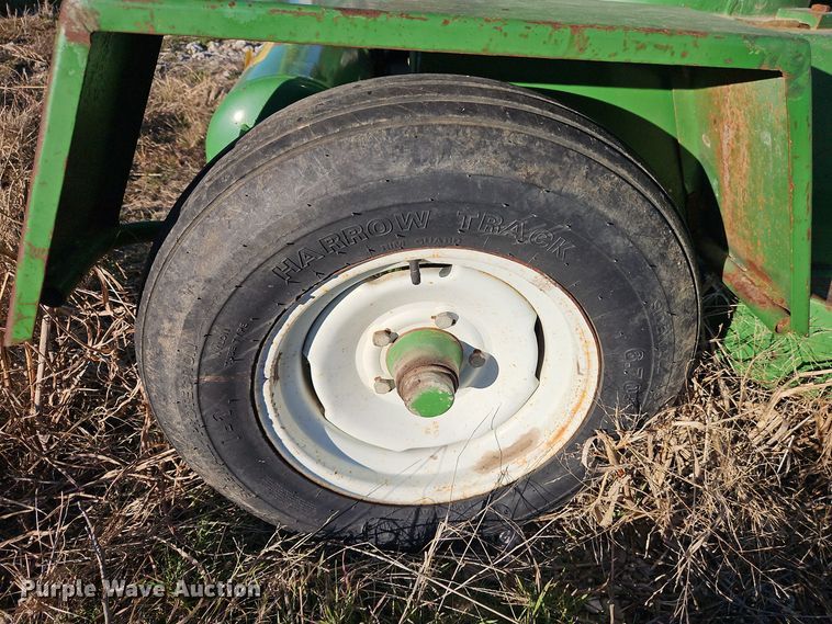 image for item EI8652 (2) Walinga Agri-Vac 614 Deluxe grain vacuums