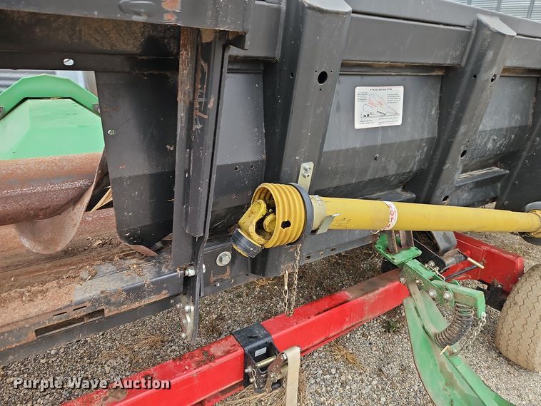 image for item EI8683 2010 Olimac Drago N12 corn head